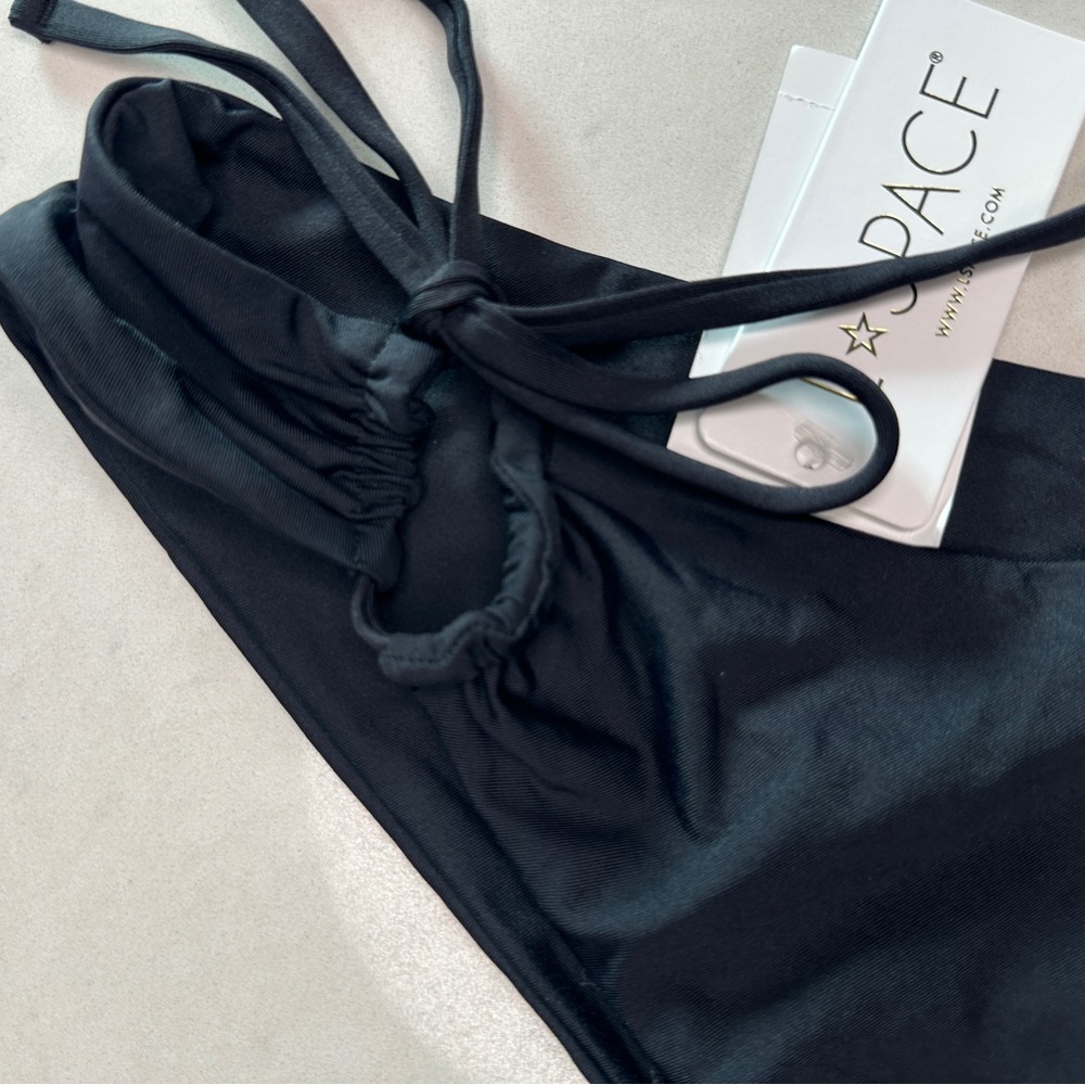 L*Space Dawn Amal Black Bikini Set | Strapless Bandeau + Side-Tie Bottom | NWT M - Picture 10 of 15